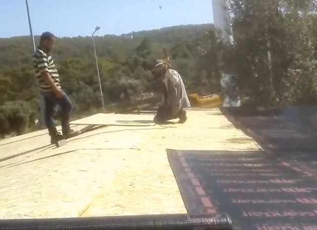 ÇATI YAPIMI VE İZOLASYON 